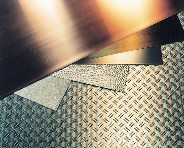 Metaal afhaalmagazijn bij Mekos Schagerbrug.......