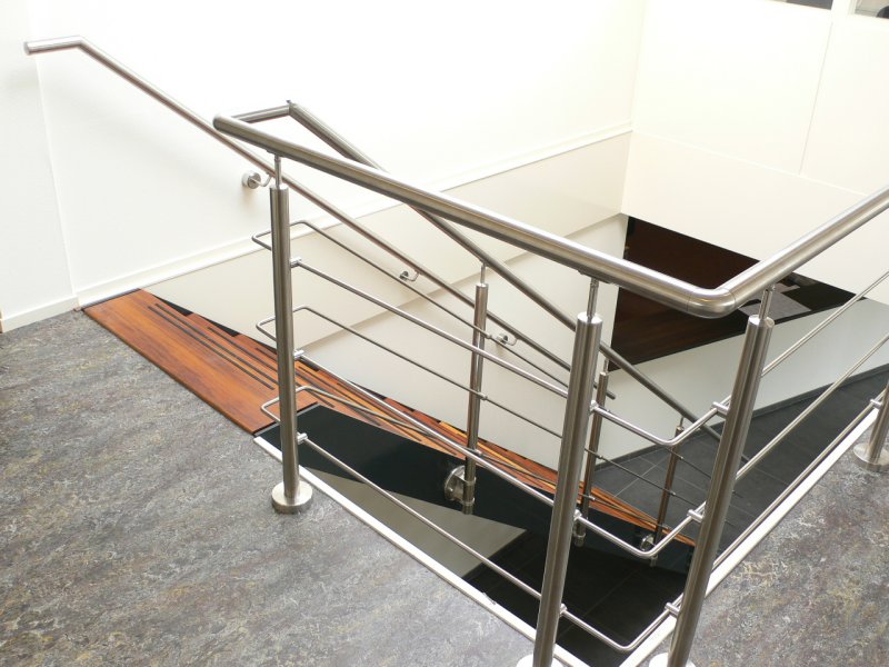 Leuningwerken ? ...............dan naar Mekos Schagerbrug..