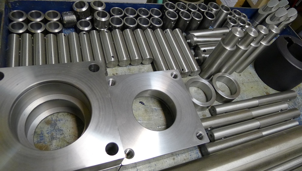 Draai en freeswerk bij Mekos schagerbrug...........