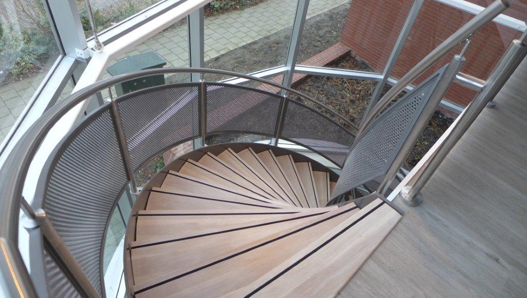 Mekos trappen fabriek...............