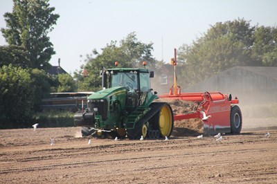 mekos dozerbak groter en sterker